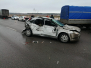 Такие повреждения получила получила иномарка.