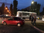 Авария с маршруткой на Ленинском проспекте.