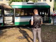 Сгоревший автобус.