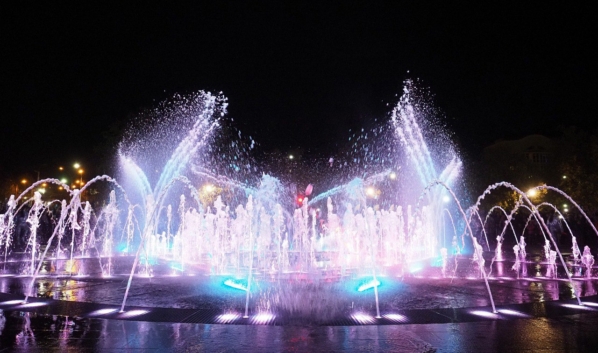 Сбер открыл мультимедийный фонтан в Липецке.