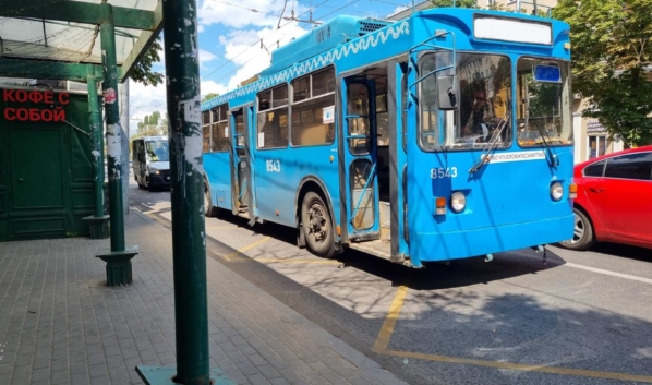 Троллейбусы заменят автобусами.