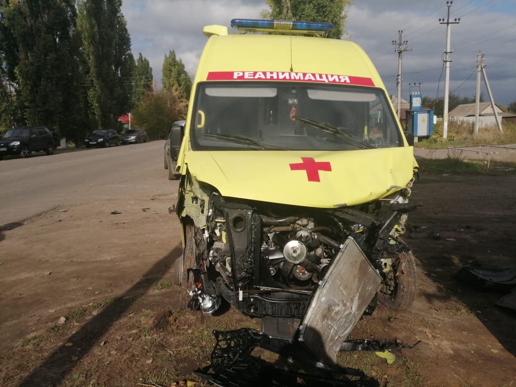 Пассажирка скорой-реанимации, попавшей в жесткое ДТП, скончалась в больнице  Боброва