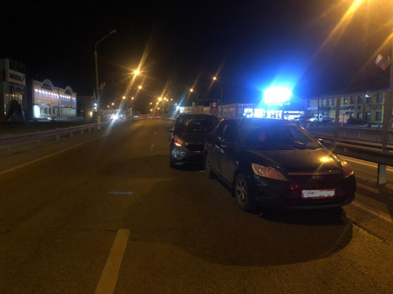 Под Воронежем задержали водителя, спровоцировавшего ДТП с участием трех авто