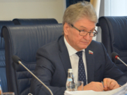 Председатель горДумы Владимир Ходырев.
