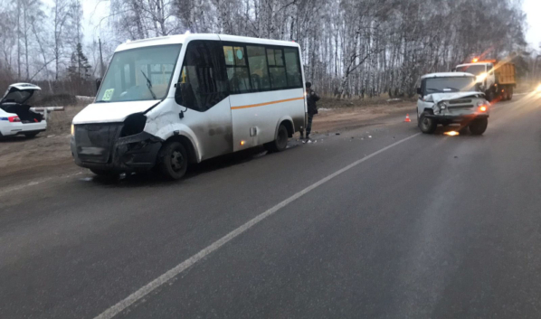 В аварии пострадала пассажирка автобуса.