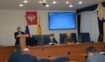 Сотрудники КСП рассказали депутатам о проведенных проверках.