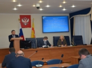 Сотрудники КСП рассказали депутатам о проведенных проверках.