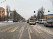ДТП с маршруткой на Ленинском проспекте.