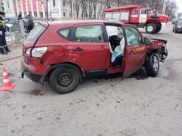 «Ниссан».