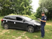 Вот эта машина переехала ребенка.