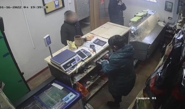 Воронежец расплатился фальшивкой.