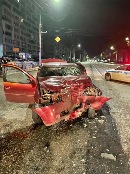 ДТП на Ленинском проспекте.