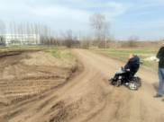 Тяжелая техника разбила дорогу.