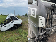 В аварии погиб водитель легковушки.