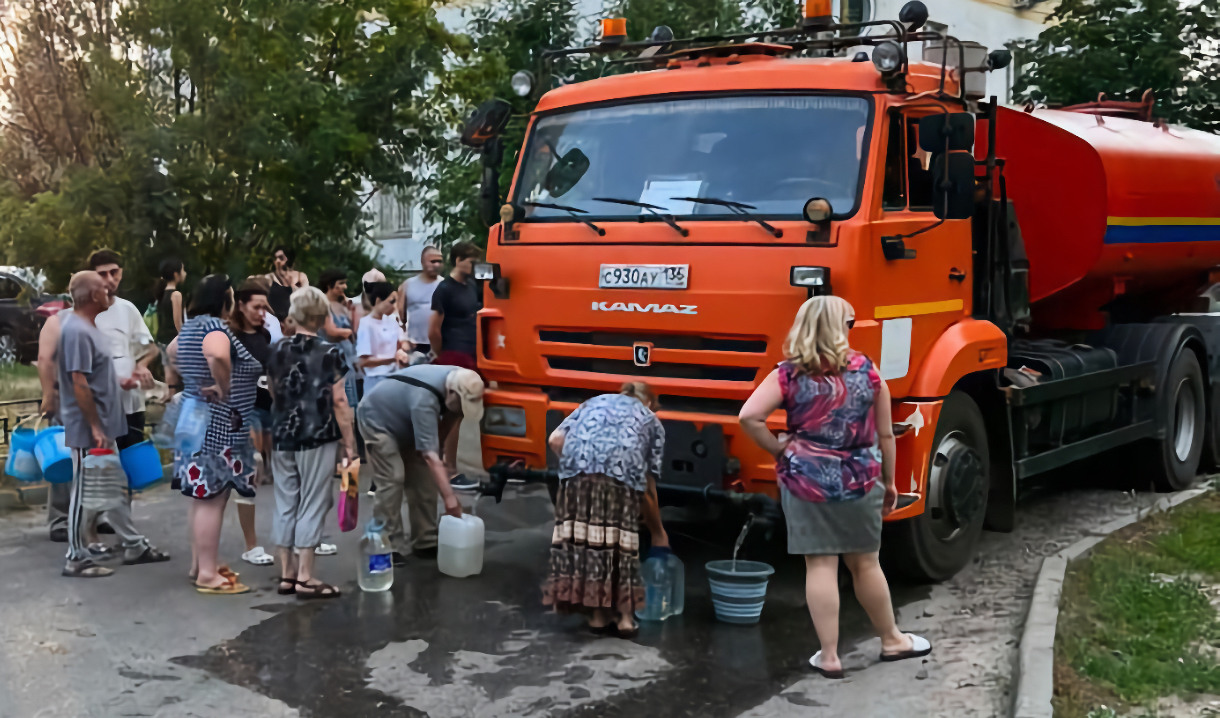 Жителям Коминтерновского района 19 июля организуют подвоз питьевой и  технической воды