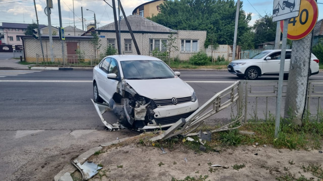 Авария на улице Краснознаменной.