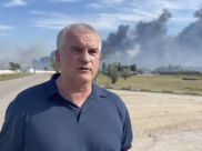 Сергей Аксенов неподалку от места взрывов.