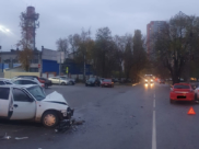 В аварии пострадали два человека.