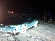 Водитель бросил авто посреди дороги.