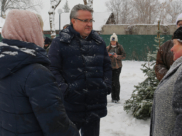 Вадим Кстенин в новом сквере в Краснолесном.