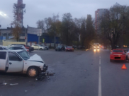 ДТП на улице 45 Стрелковой Дивизии.