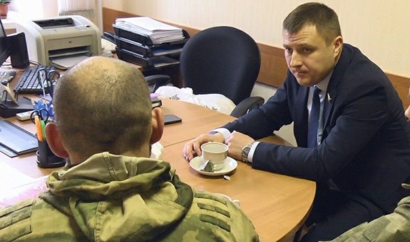 Александр Чуфинев встретился с военнослужащими специального подразделения.
