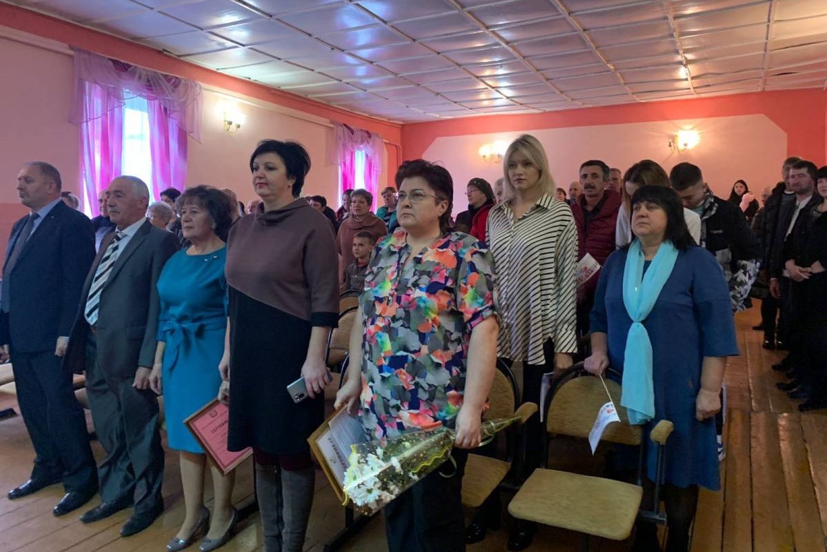 Помощь школам и детсадам, содействие спортсменам, организация медконсультаций: «Единая Россия» работает с обращениями избирателей