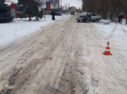 Пострадали водитель и пассажир ВАЗа.