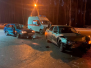 В аварии пострадали четыре человека.