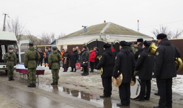 Жители района простились с погибшим в ходе СВО Иваном Пономаревым.