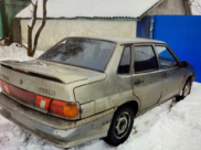 Злоумышленник угнал эту машину.