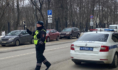 Госавтоинспекторы помогли водителю.