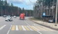 Спорткар влетел в остановку.