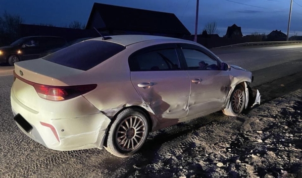 Пострадали водитель и пассажир этого авто.