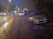 В аварии пострадали трое.