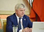 Александр Гусев на совещании.