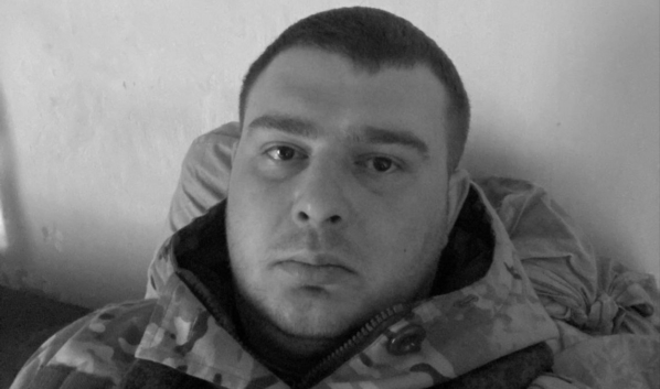 Младший сержант Ефремов Евгений Александрович.