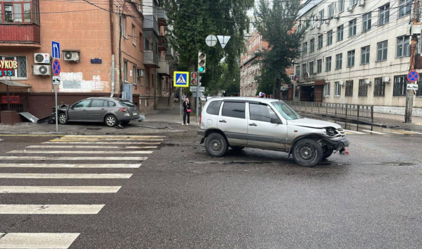 В аварии никто не пострадал.