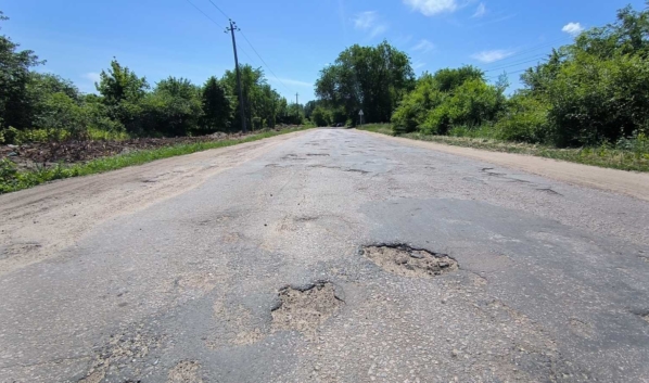 Дорога в Круглом.