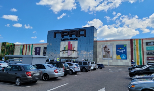 Сити-парк «Град» без света.