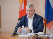 Александр Гусев на совещании.