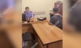 Воронежец общается со следователем.
