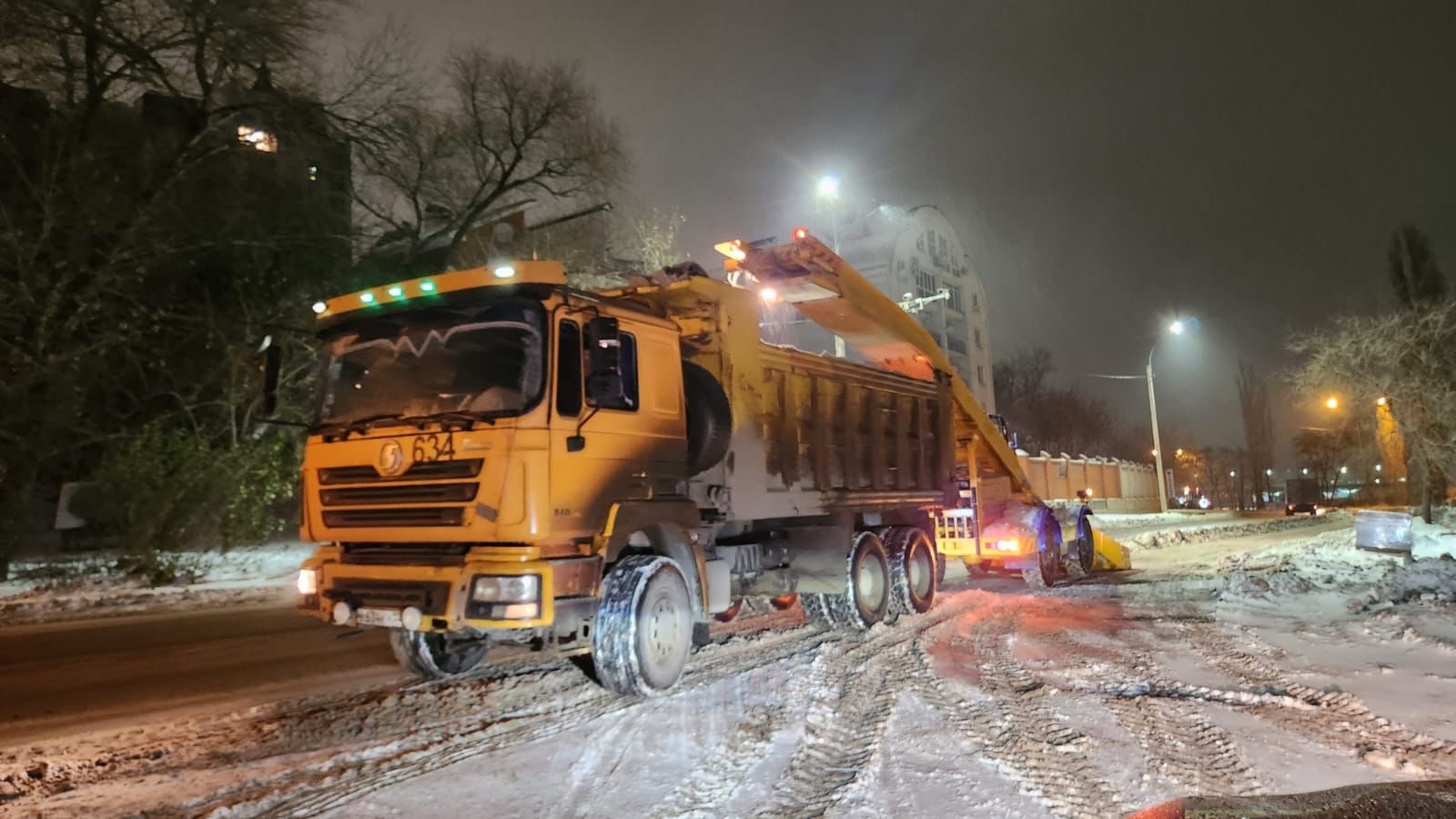 В Воронеже ночью будут перекрывать дороги для их очистки от снега