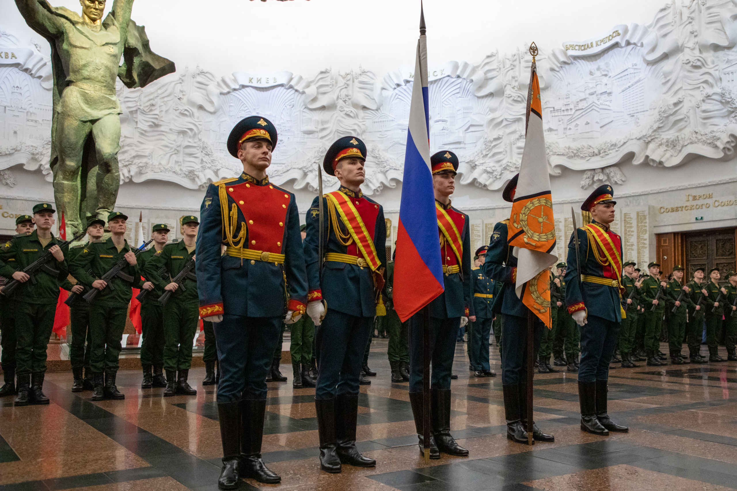 штыков полк принимает бой