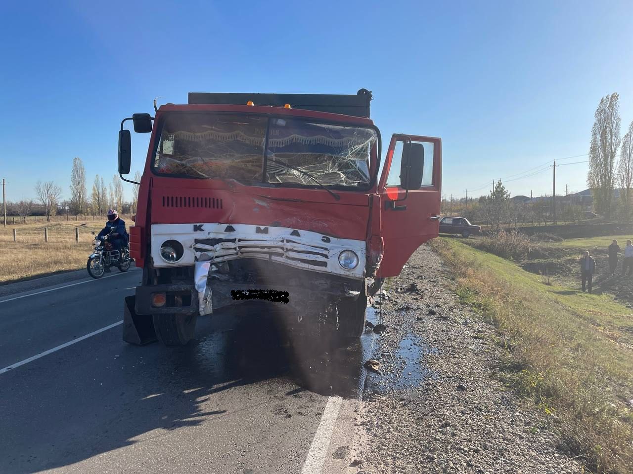 В Воронежской области водитель Hyundai погиб после ДТП с «КамАЗом»