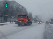 Коммунальная техника на улицах Воронежа.