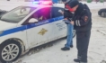 Полицейские с приставами ловили нарушителей.