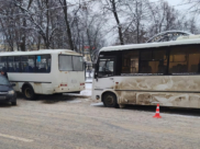 В аварии пострадал пешеход.