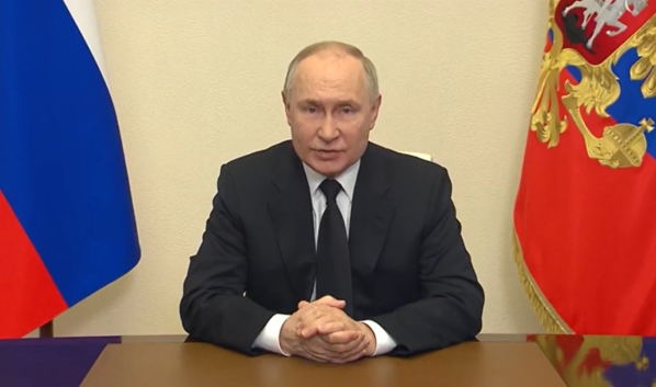 Владимир Путин обратился к россиянам после теракта.