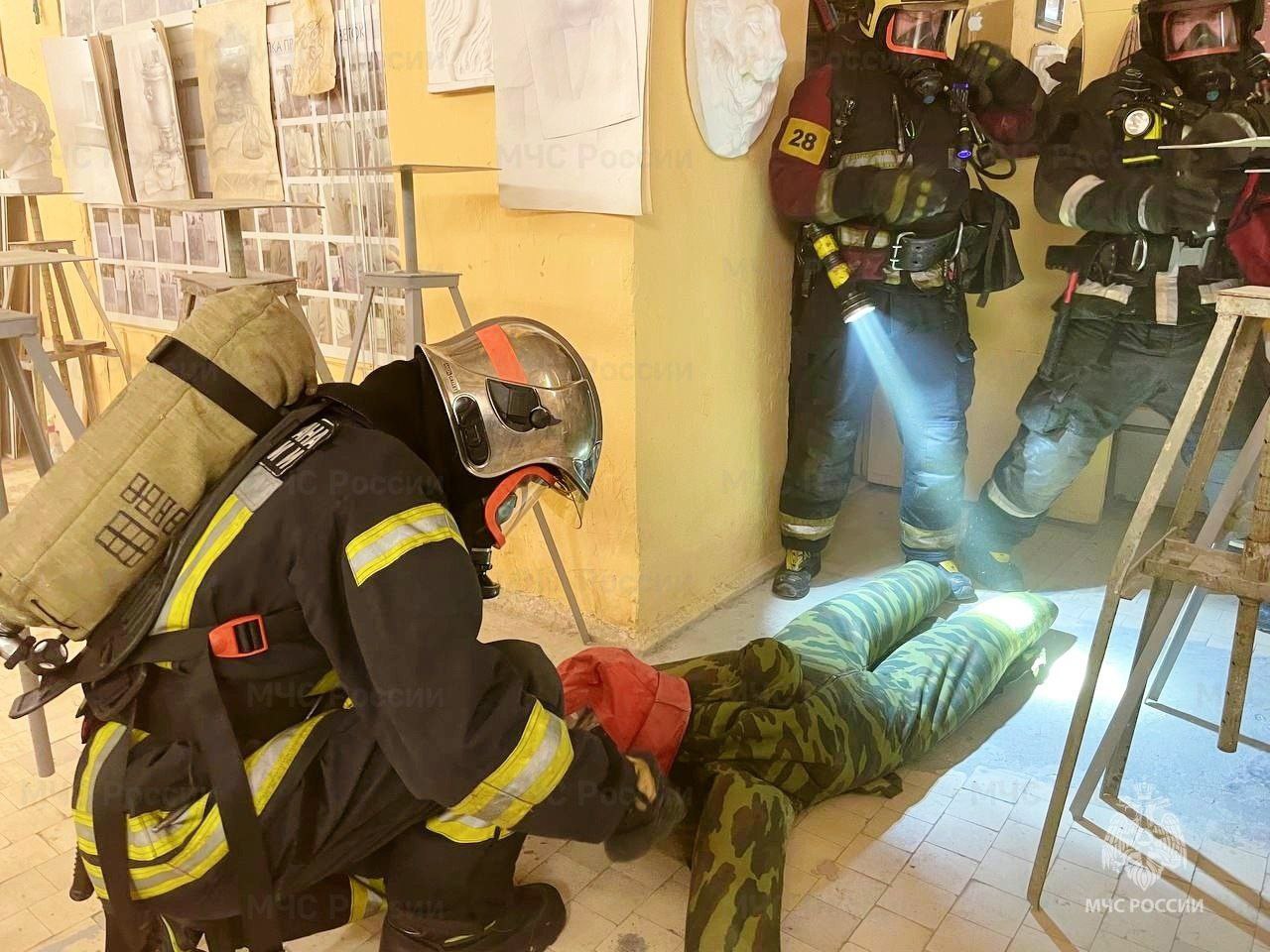 Как сегодня проходили пожарные учения на здании ВГТУ